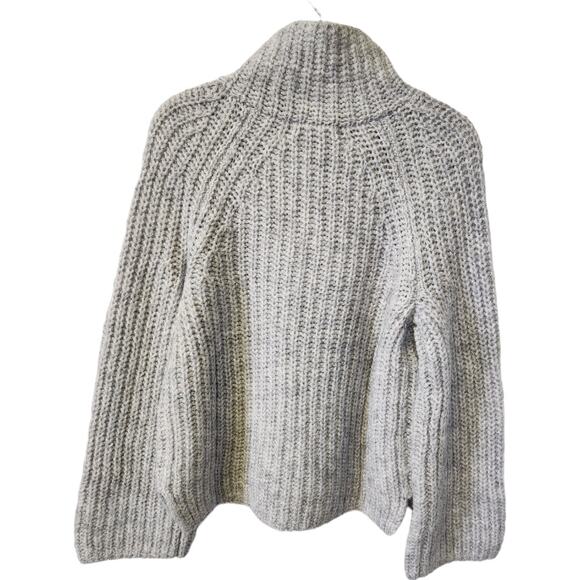 Banana Republic Textured Funnel Neck Pullover Gray Sweater Loose Fit Women XS - Picture 3 of 5